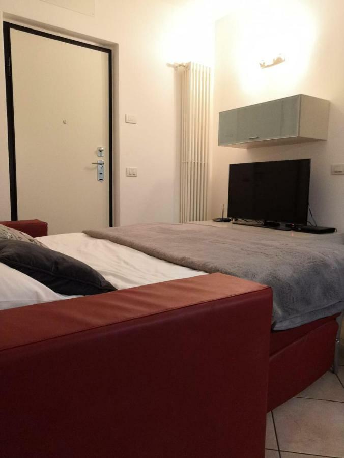 Apartment Alessandra Lenno Ngoại thất bức ảnh