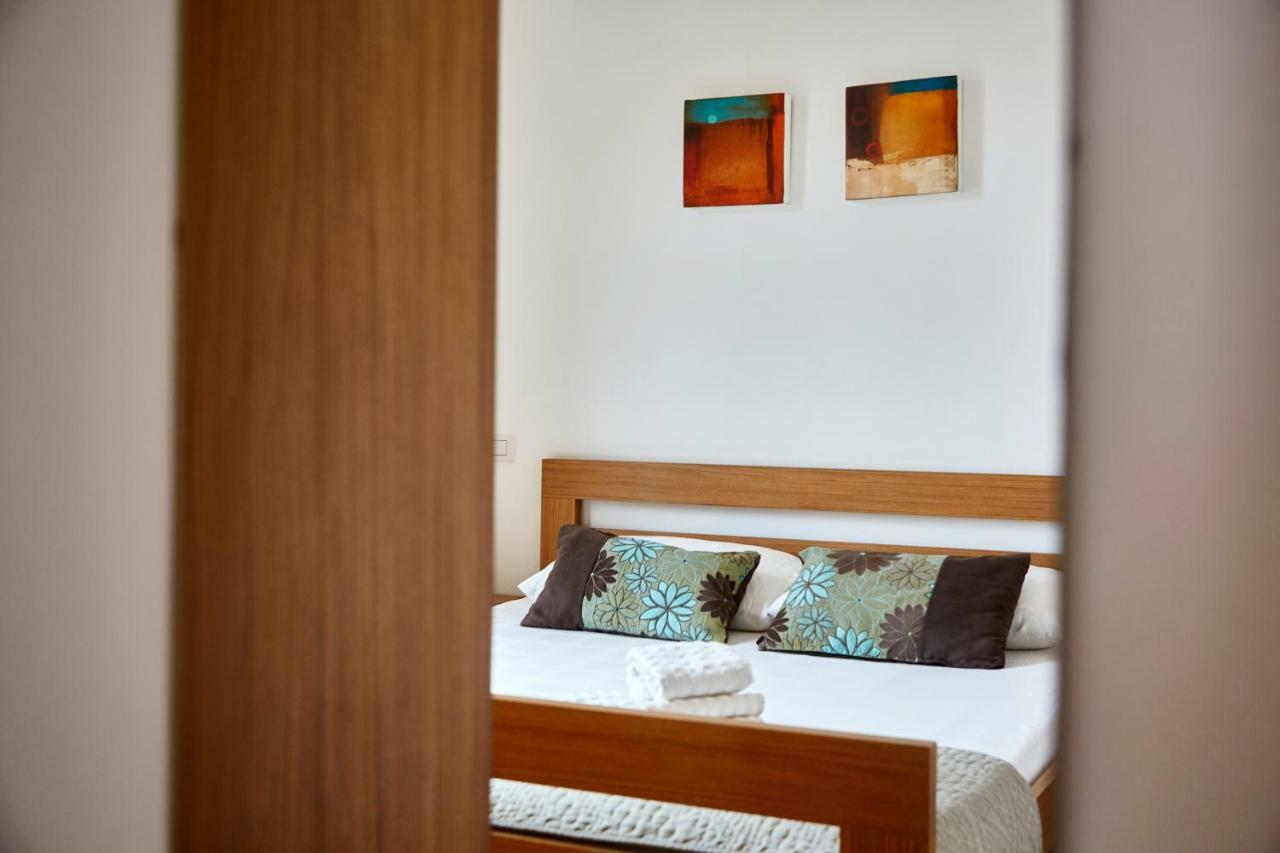Apartment Alessandra Lenno Ngoại thất bức ảnh